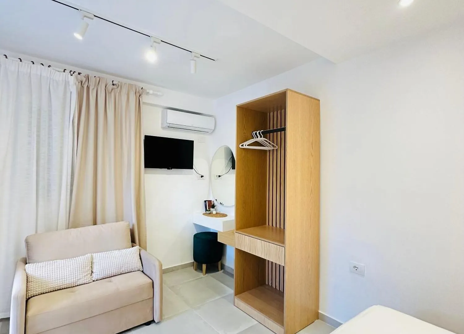 Hotel Potami Seashell Himara