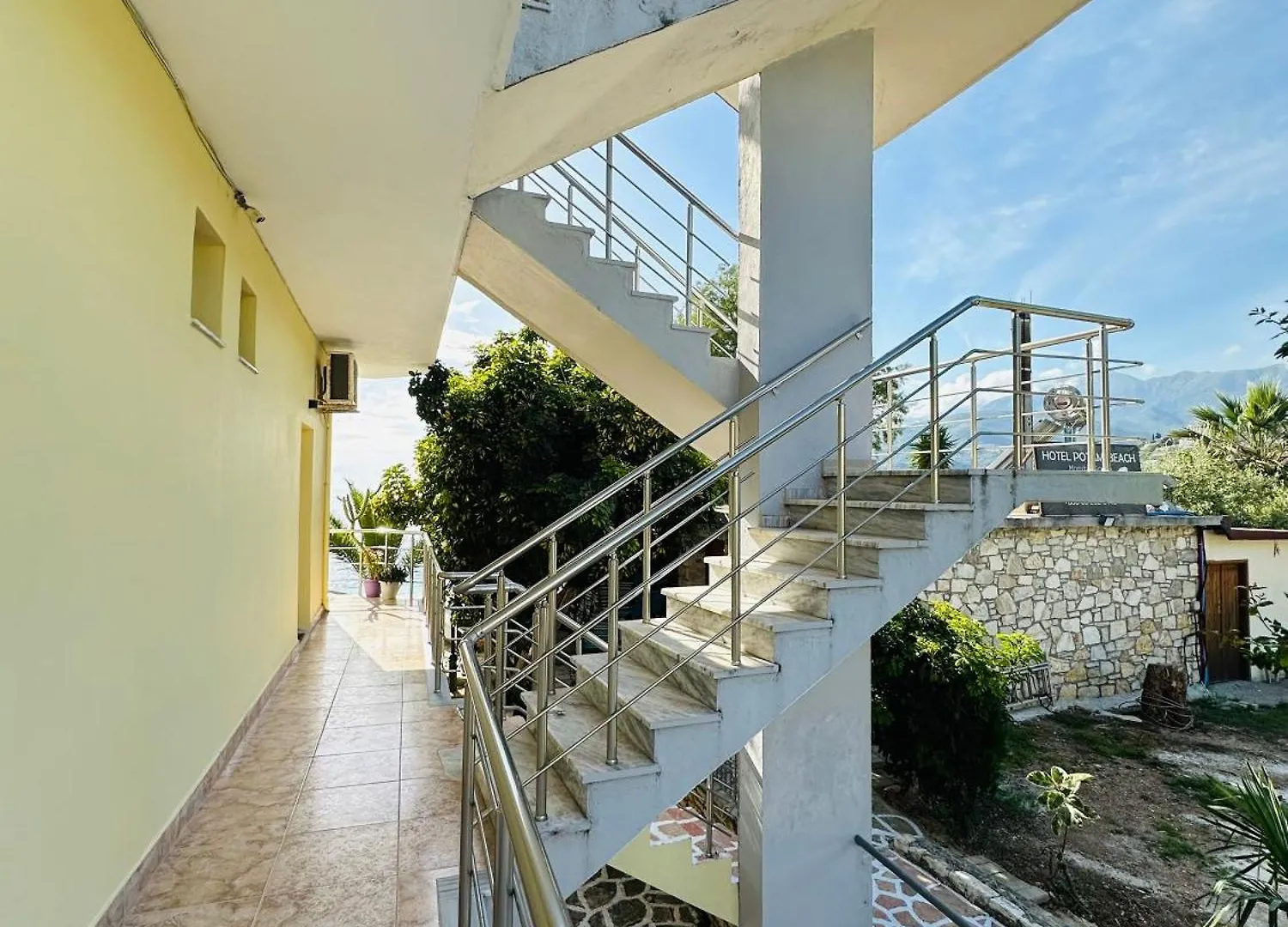 Hotel Potami Seashell Himare